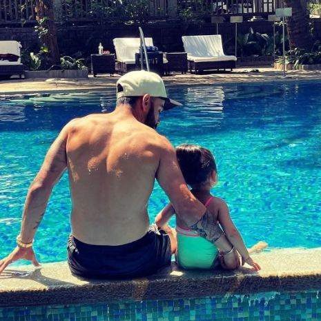 Virat Kohli Is Beating The Heat With His Daughter Vamika By The Poolside