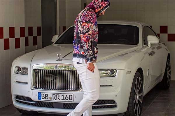 Karim Benzema Car - Rolls-Royce Wraith