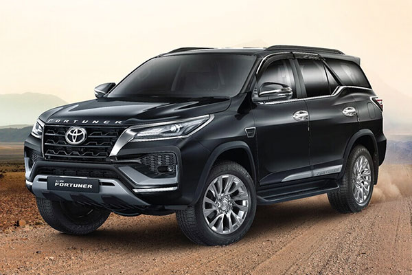 Sunil Chhetri's Car - Toyota Fortuner