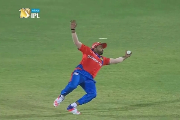 IPL 2017 Best Catch Of The Season Winner - Suresh Raina