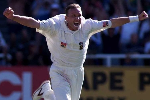 Fastest Bowlers To 200 Test Wickets - Allan Donald