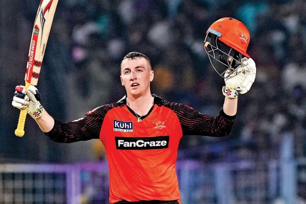 Which Foreigner Will RCB Target In IPL 2025 Mega Auction?