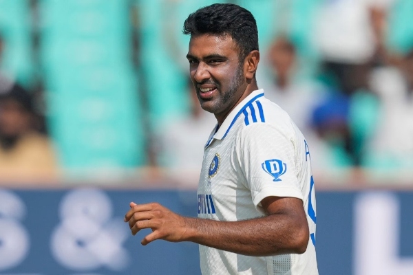 Twitter Reacts To Ravichandran Ashwin Retiring