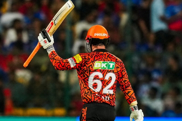 Top 5 Contenders To Win The IPL 2025 Orange Cap