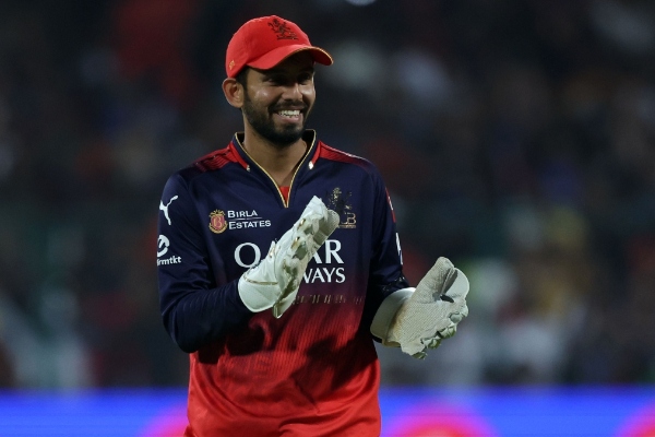 Jitesh Sharma Net Worth 2025