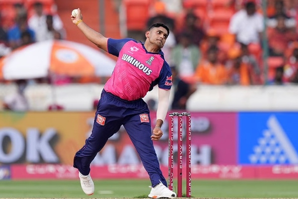 Tushar Deshpande Net Worth 2025
