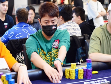 APT Taiwan Jinho Hong leads Day 2 of Main Event