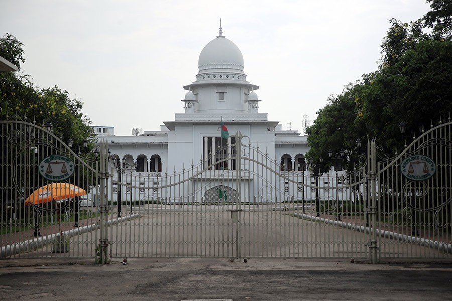 Bangladesh court declares gambling illegal