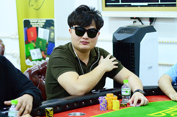 Choi Eng Loong leads APT Vietnam ME Day 1C 5 Indians progress