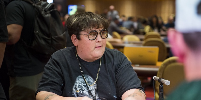 America Cardroom signs up with Andy Milonakis as Twitch poker streamer