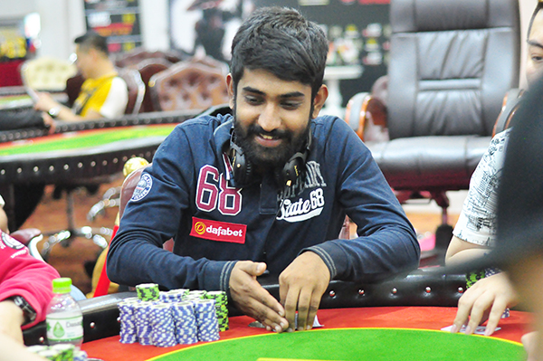 Abhinav Iyer has massive chip lead in APT Vietnam ME Final 8