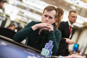 Kartik Ved on EPT Sochi National Final Table