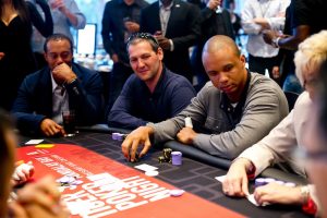 Phil Hellmuth will host Tiger Woods’ 8th annual poker night 3