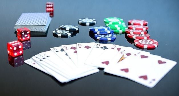 Superstitious poker players