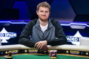 Viktor Blom dominates Super High Roller Bowl Online on partypoker!