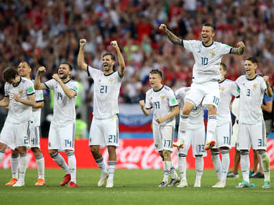 Russia shocks Spain and win on penalties