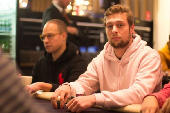 Teun Mulder leads MCOP Main Event Final Table