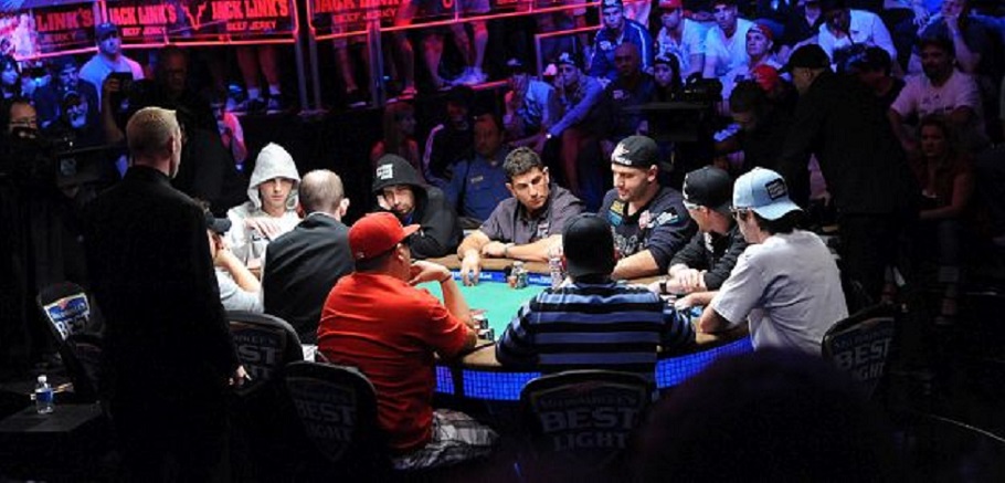 Big Stack University: Poker Tournament Tips for Beginners