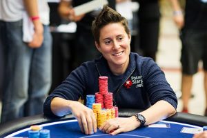 Four Successful International Female Poker Players Of All Time! 