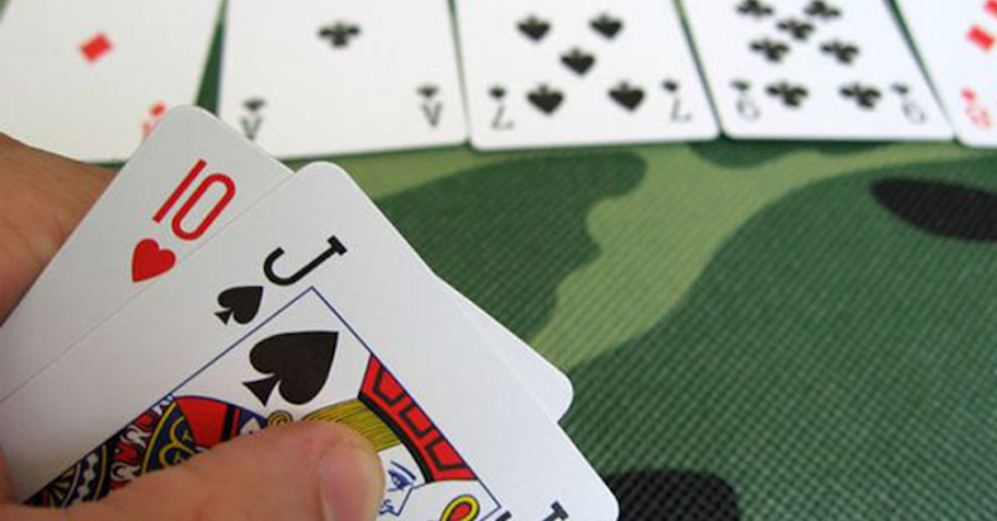 Gutshot Poker Dictionary - Open Ended Straight