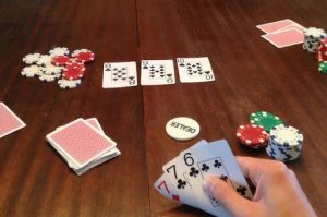 Beginner's Guide to Play Pineapple Poker