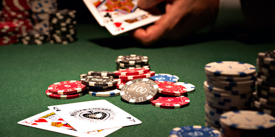 what is a gut shot in poker