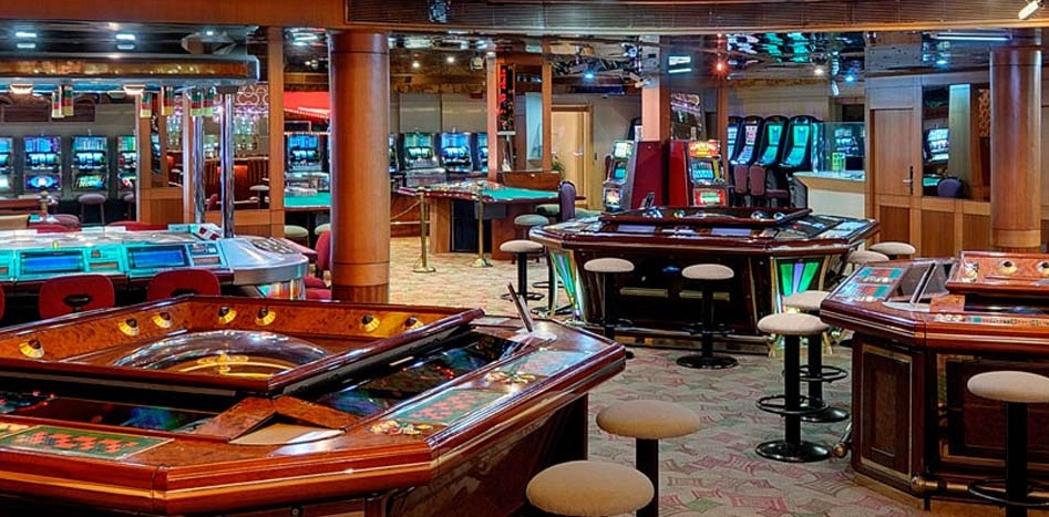 Panaji corporation to renew licences of offshore casinos