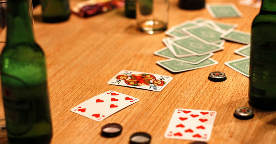 Drinks To Stay Away From Before A Crucial Poker Game