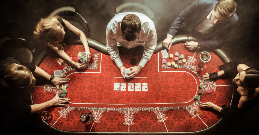 Decoding: Straddle Bet In Poker