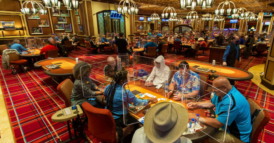 Las Vegas Poker Rooms Remove Plexiglass Dividers Post CDC Advice