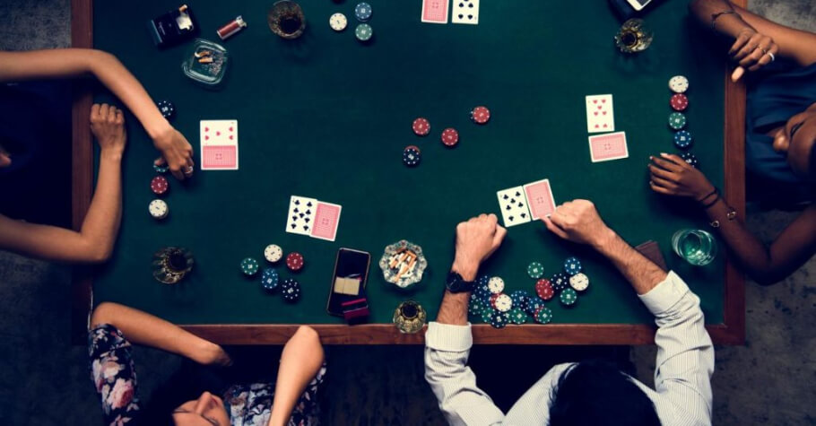 Cash Live Poker, launched by a start-up based in Vancouver has started live-streaming game shows which feature live-dealer tournaments, giving players the feel of a live poker tournament.