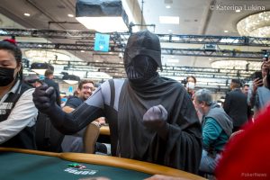 Phil Hellmuth turns into Darth Vader