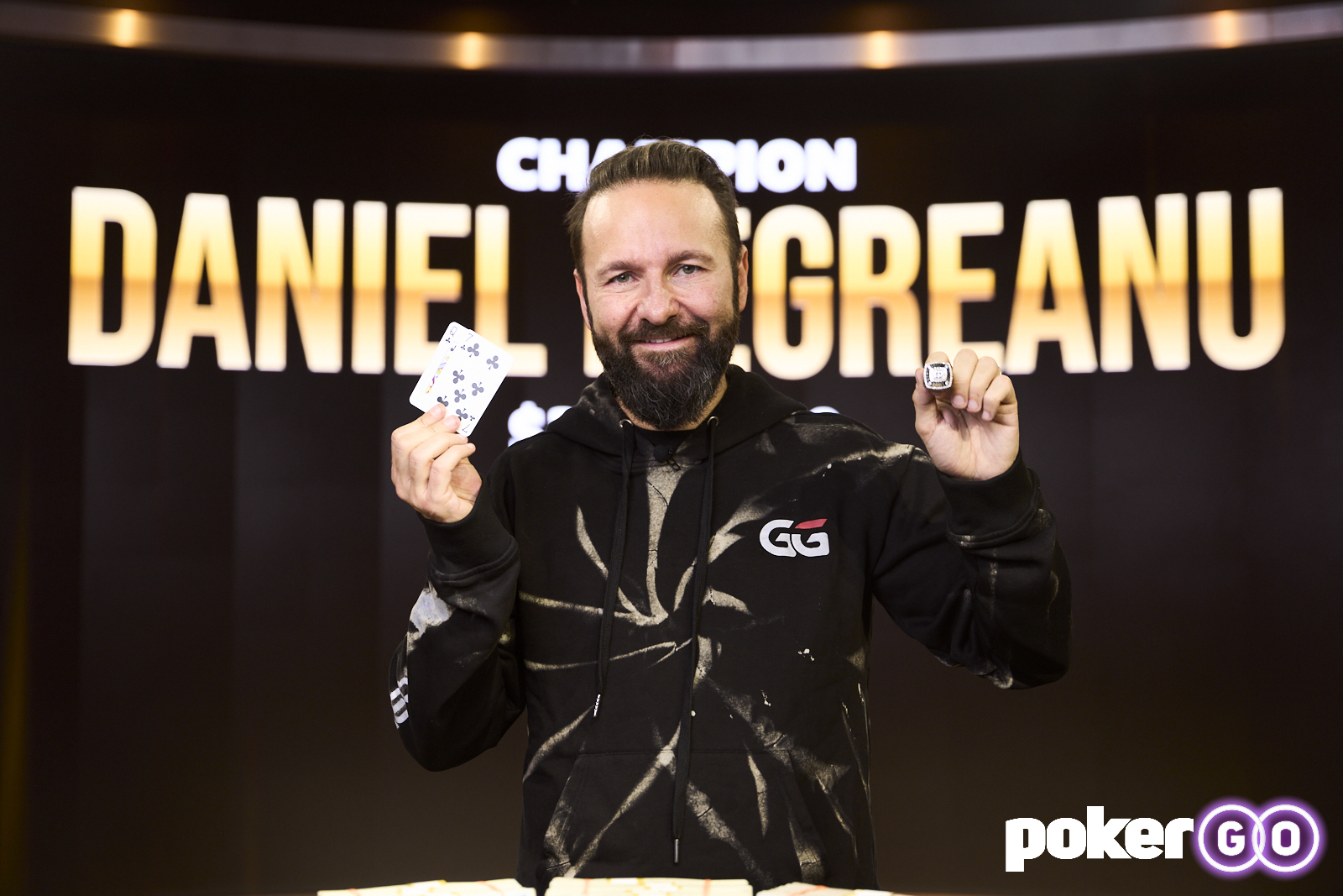 Amanda Leatherman Shows Off Daniel Negreanu’s SHRB Ring