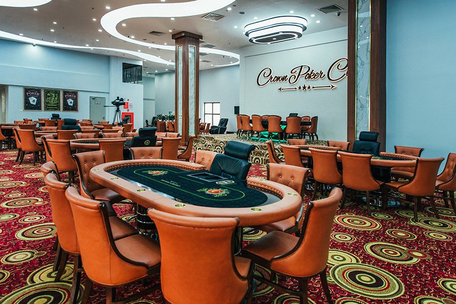 Crown-Poker-Club-Hanoi-room