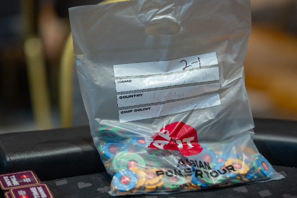 Lam's bag of Chips ahead of Day 3