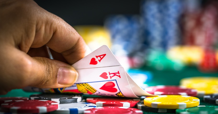 Why Poker Consistently Ranks as The Favorite Card Game at Ontario Casinos