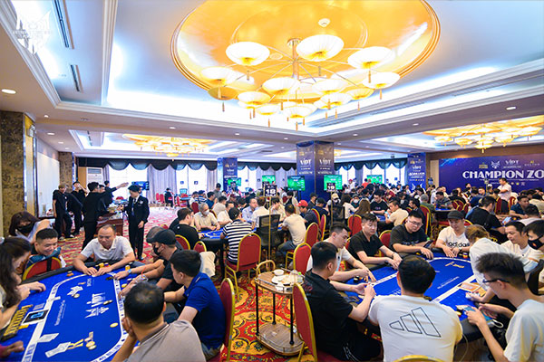 65+ Entries Battling In Day 1A

